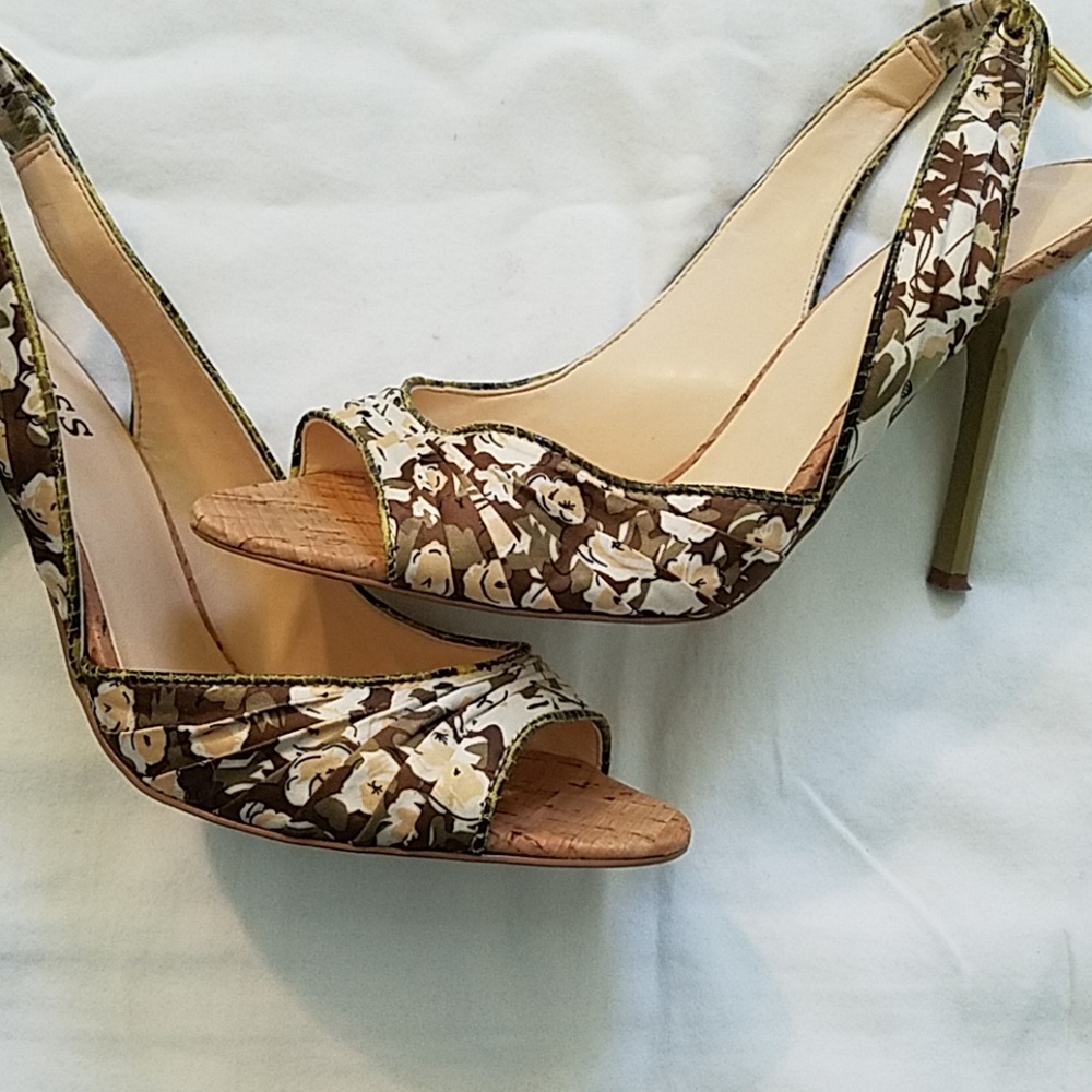 Cute floral sandals